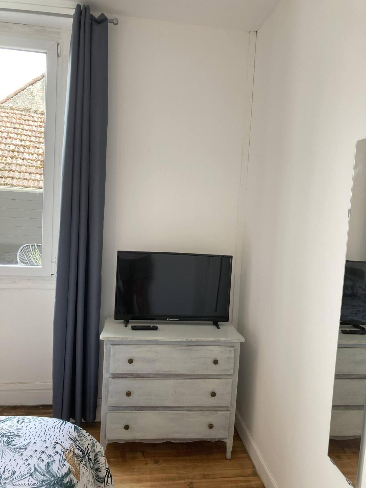 Location Appartement Des Pyrenees Borderes-sur-l'Echez Room photo