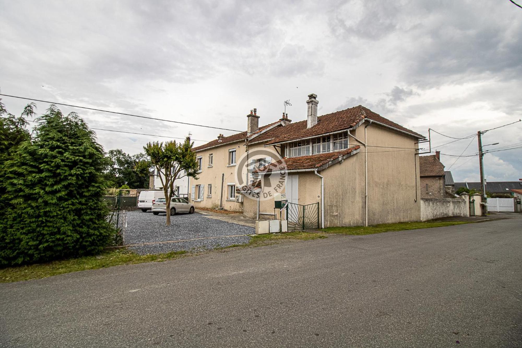 Location Appartement Des Pyrenees Borderes-sur-l'Echez Room photo